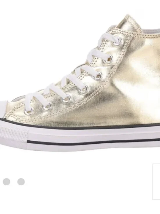Gold Chuck Taylor Converse - Picture 2 of 3